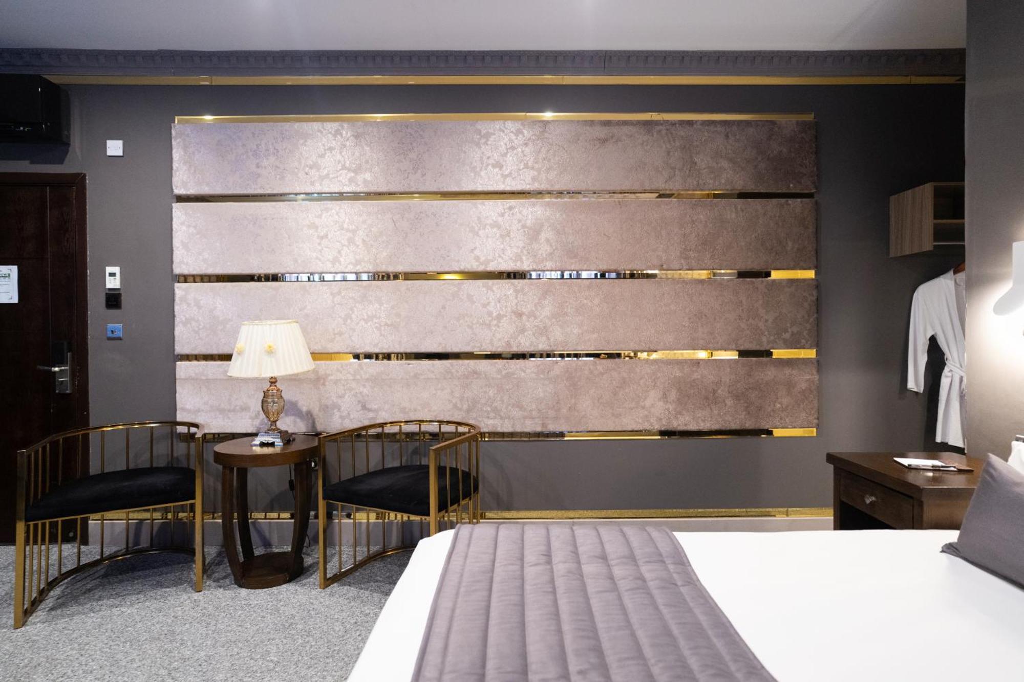 Grand Sapphire Hotel & Banqueting Croydon Zewnętrze zdjęcie