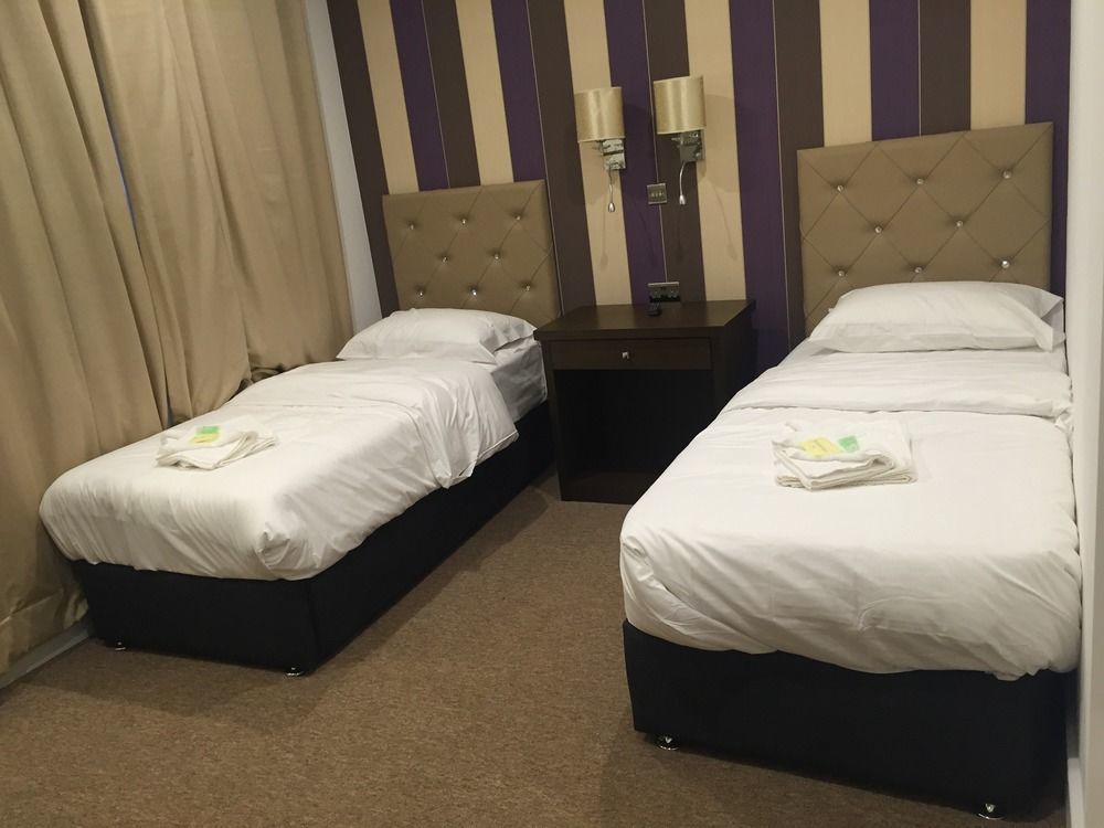 Grand Sapphire Hotel & Banqueting Croydon Zewnętrze zdjęcie