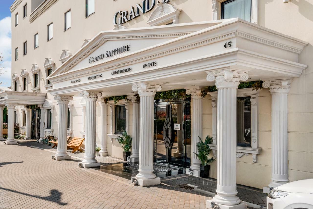 Grand Sapphire Hotel & Banqueting Croydon Zewnętrze zdjęcie
