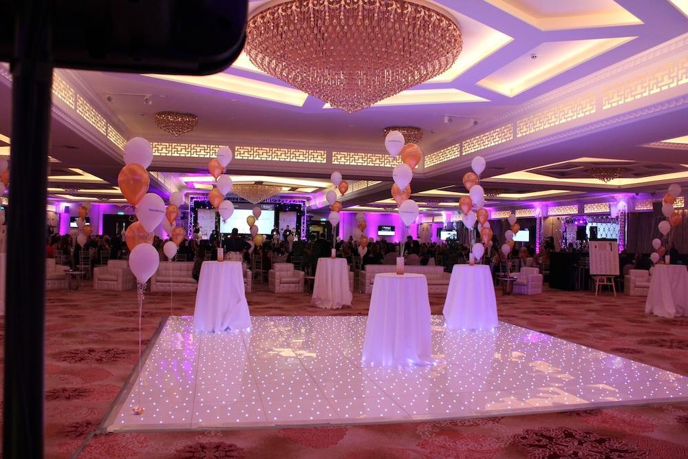 Grand Sapphire Hotel & Banqueting Croydon Zewnętrze zdjęcie