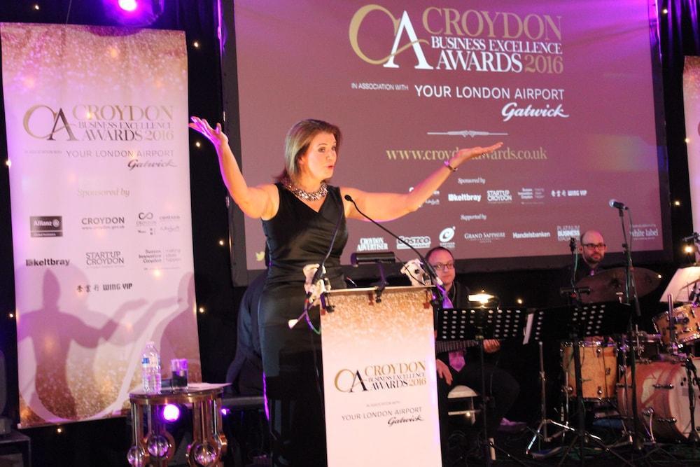 Grand Sapphire Hotel & Banqueting Croydon Zewnętrze zdjęcie